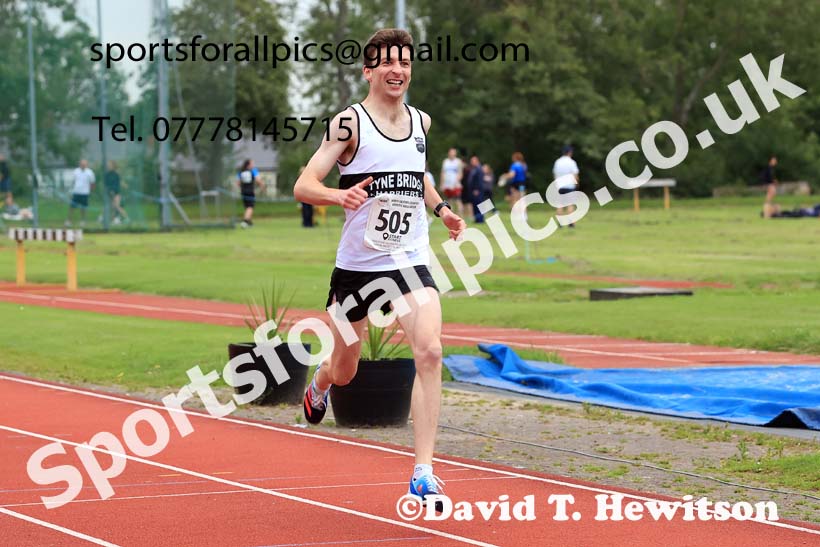 The 1500 metres, Wednesday, july 24th, 2024 NEGP 5, Monkton Stadium.  Photo: David T. Hewitson/Sports for All Pics